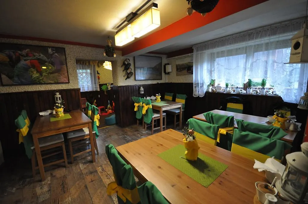 Villa Cztery Strony Swiata Zakopane Couette-café
